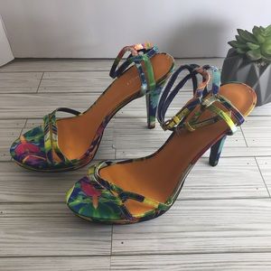 Nine west colorful strap he heels size 10